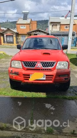 Camioneta mitsubishi l200 2006