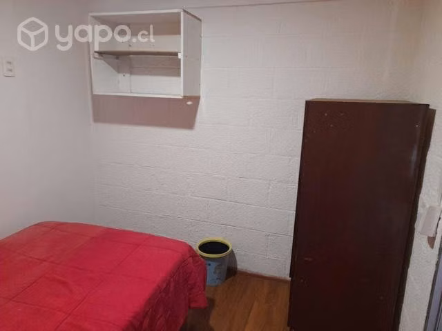 Arriendo pieza