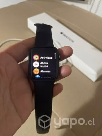 Apple Watch SE - Imagen 2