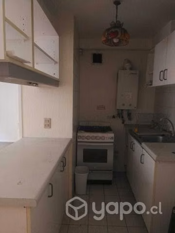 A 2 cuadras del metro Los Héroes - bodega