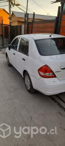 Nissan Tiida año 2011 - Imagen 3