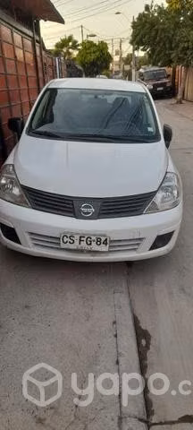 Nissan Tiida año 2011 - Imagen 2