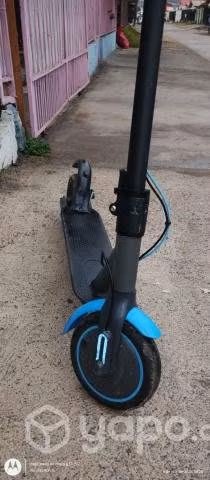 Vendo Scooter con 01 mes de garantía.