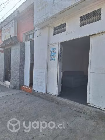 Arriendo local comercial