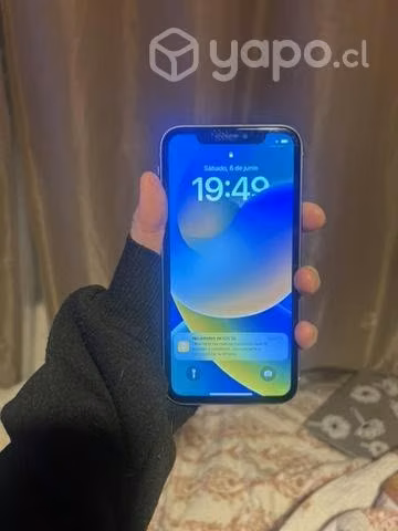 Iphone 11 morado