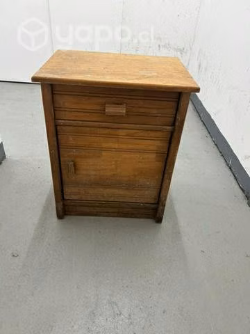 Velador con un cajón