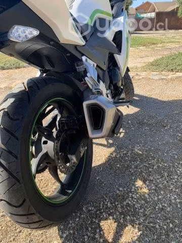 Moto Loncin LX 250 GS