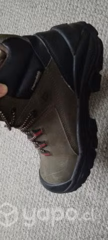 Botas de seguridad Quebec 670 17mil