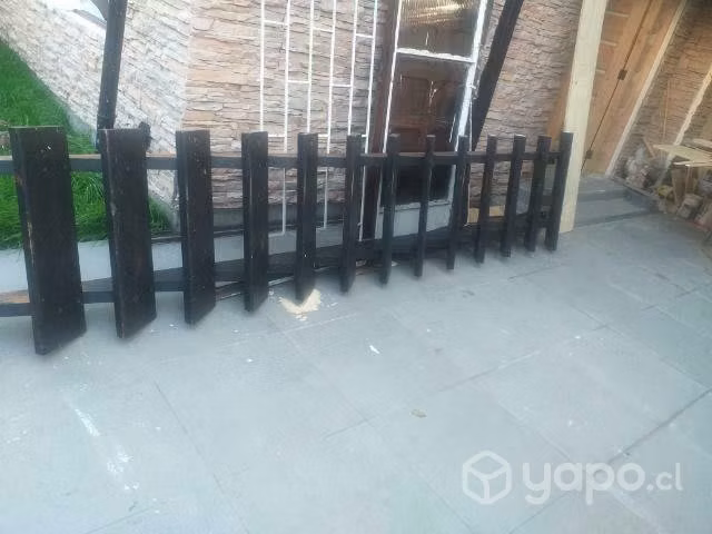 Escala de madera 100.000 Concepción