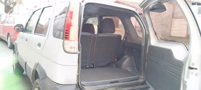 Vendo daihatsu terios 2007 por renovación 1.3 econ