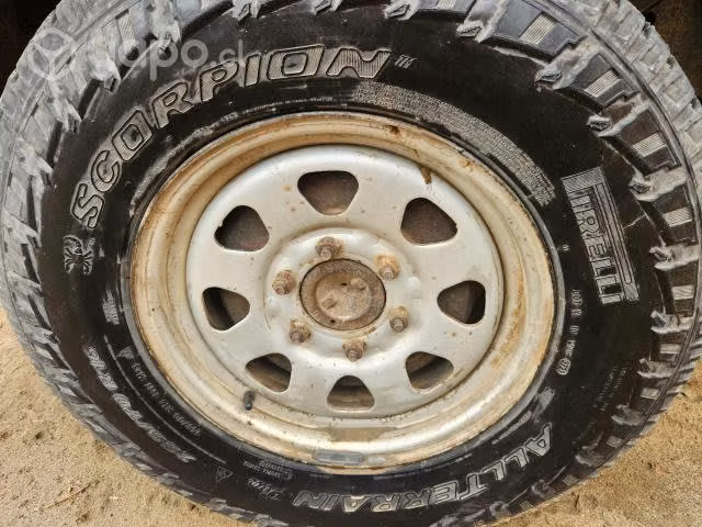 Nissan terrano 4x2 - Imagen 4