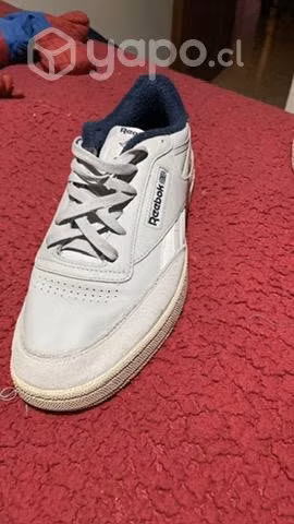 Zapatillas de vestir nuevas
