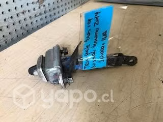 Trinquete puerta trasera izquierda Nissan Terrano