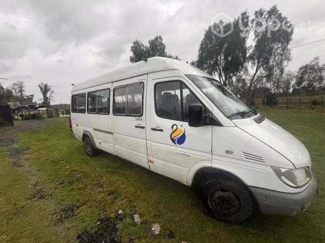 Vendo Mini Bus 20 personas. (Todo al día)