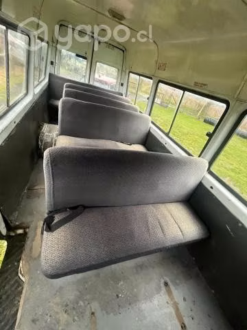 Vendo Mini Bus 20 personas. (Todo al día)