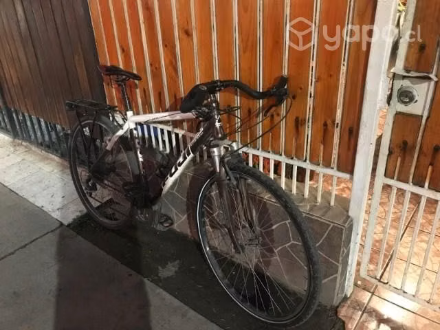 Bicicleta Fuji ciclocross