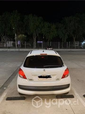 Peugeot 207 2011
