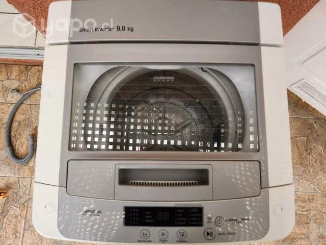 LAVADORA AUTOMÁTICA - LG (9 Kg)