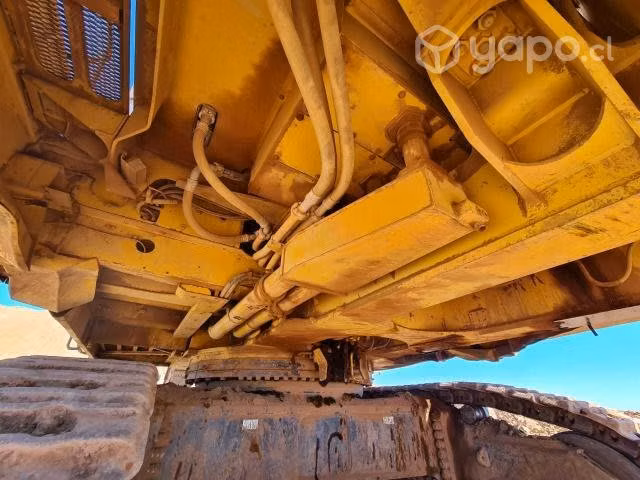 Excavadora komatsu PC2000-8 serie n°20340 motor n°