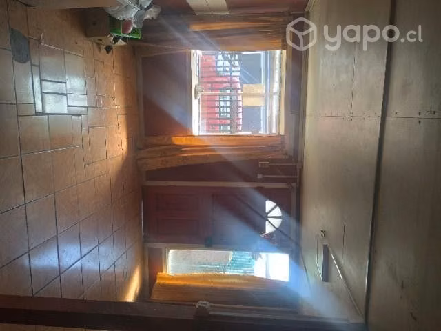 Vendo casa buenas condiciones 2 pisos cincuenta y