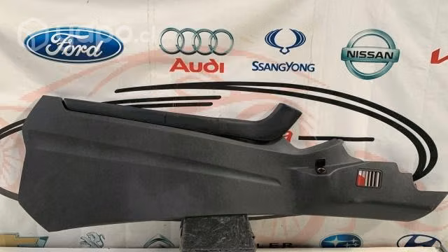Moldura cubre consola central FORD EDGE 2.0 AUTOMA