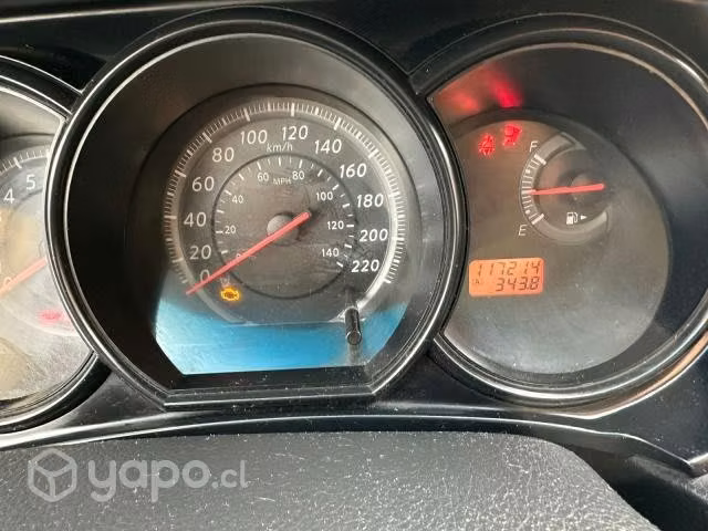 Nissan tiida 2011 - Imagen 5