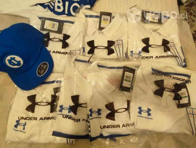 Polera universidad católica 2023