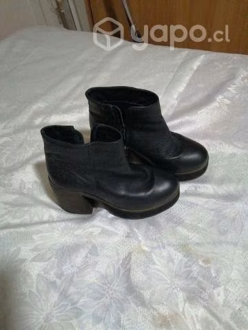 Botas en perfecto estado - Imagen 3