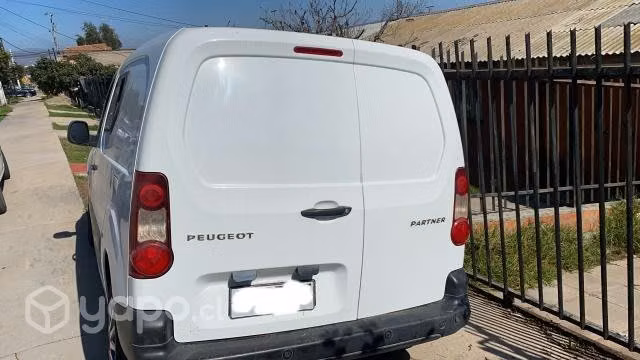 Furgón Peugeot Parnet 2017
