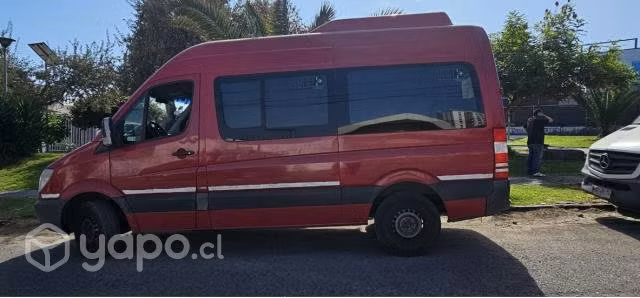 Mercedes Benz 415 año 2014