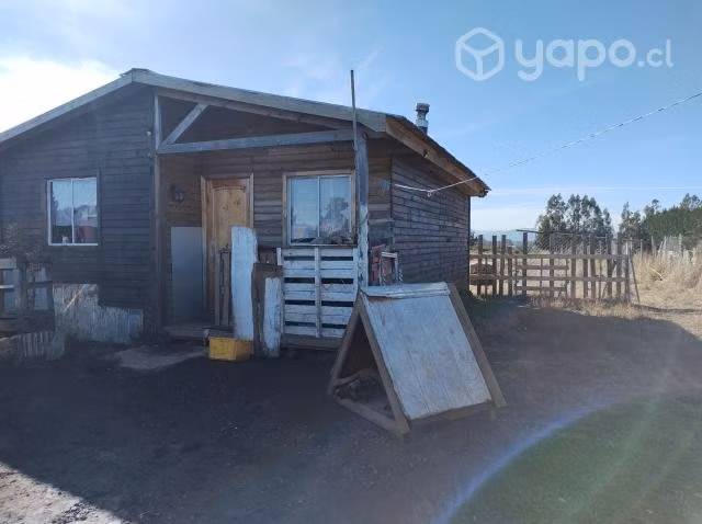 Vendo amplio sitio con cabaña amoblada