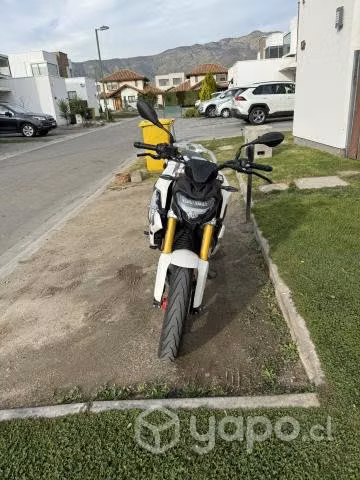 BMW G310 R Excelente estado
