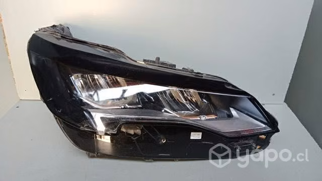 Optico peugeot 3008 con detalle
