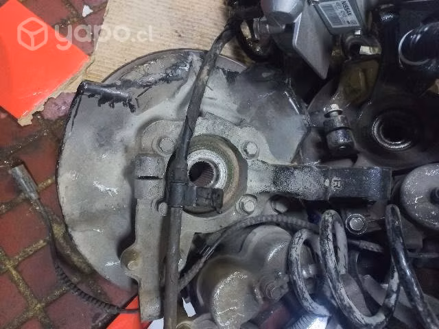 Muñón derecho hyundai santafe 4x4 2011