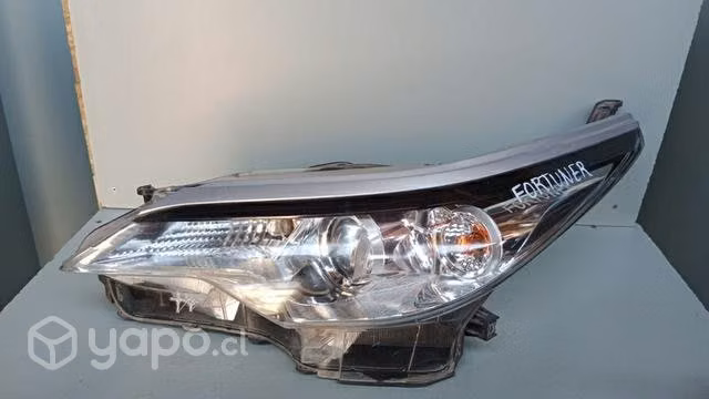 Optico toyota fortuner