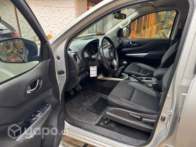 Navara único dueño uso gerencia 2021