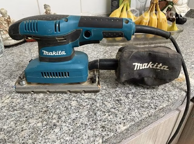 Pulidora makita casi nueva