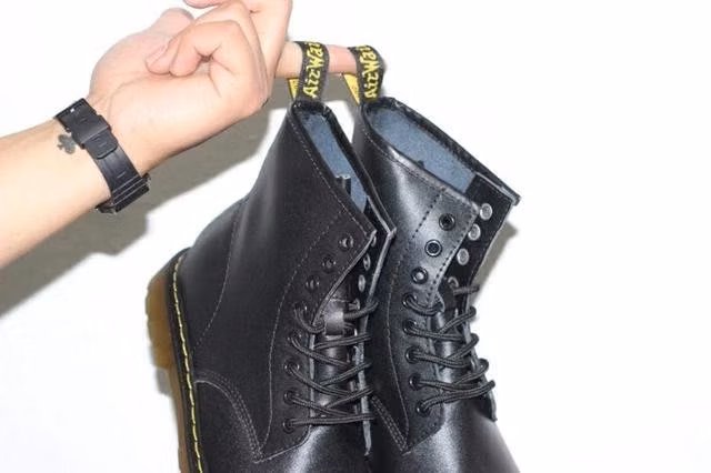 Botas estilo Dr. martens - Imagen 3