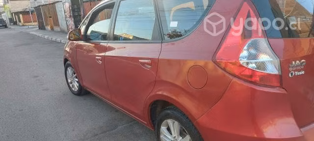 Se Vende Jac j6 2015 7 asientos