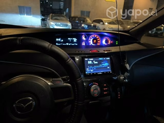 Mazda Biante 2015 - Imagen 4