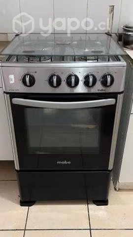 Vendo cosina a gas 4 platos marca Mabel casi nueva