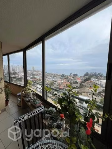 Único departamento vista a la ciudad y mar Concón