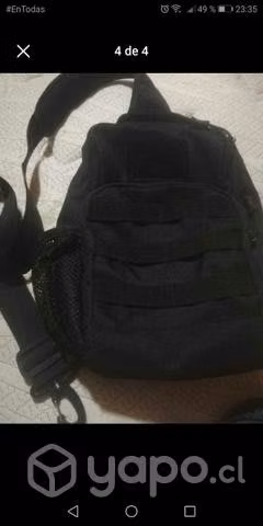 Bolso cruzado tipo militar