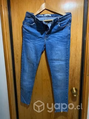 Jeans azul marca mango talla 42