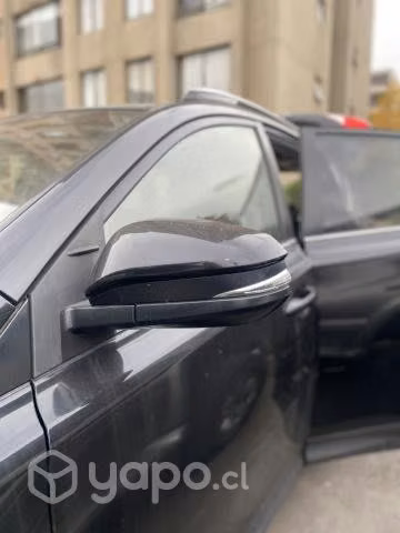 Toyota Rav4 2014 súper lujo 2.5  negra vende dueña