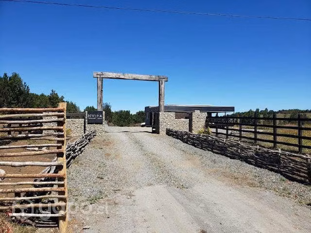 Parcela orilla lago Tarahuín a 10 minutos de Cho