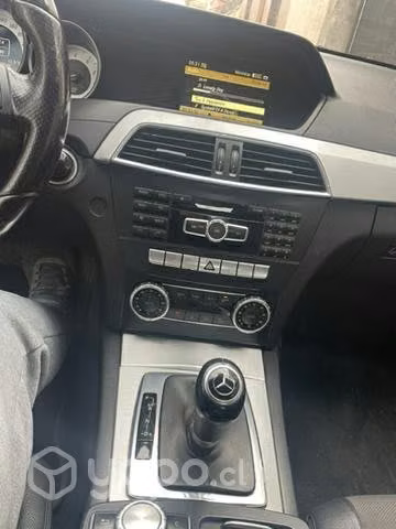 Mercedes Benz c-180 coupé año 2012