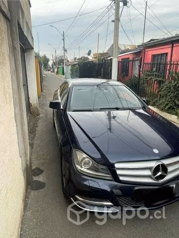 Mercedes Benz c-180 coupé año 2012