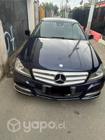 Mercedes Benz c-180 coupé año 2012