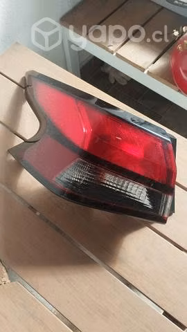 Foco izquierdo nissan versa 2020-2024 original - Imagen 2